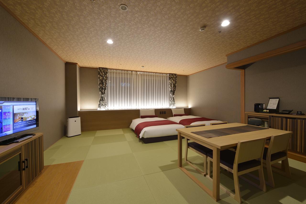 Hotel WBF Sapporo Odori Esterno foto