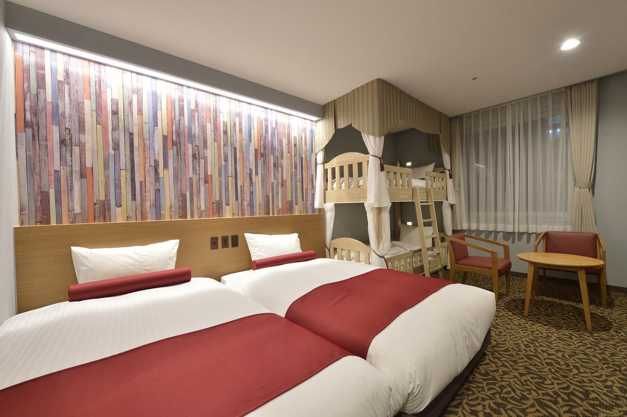 Hotel WBF Sapporo Odori Esterno foto