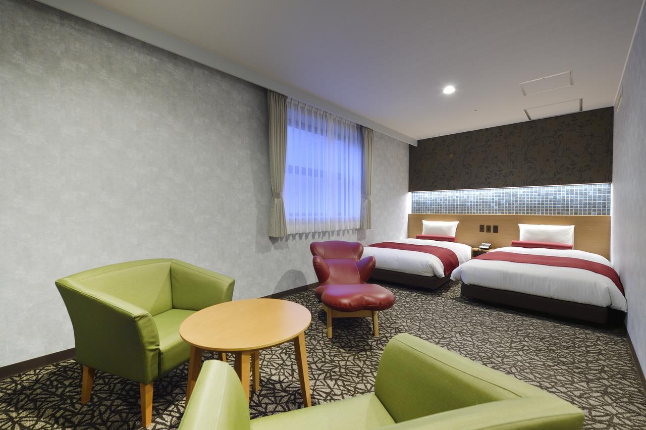 Hotel WBF Sapporo Odori Esterno foto